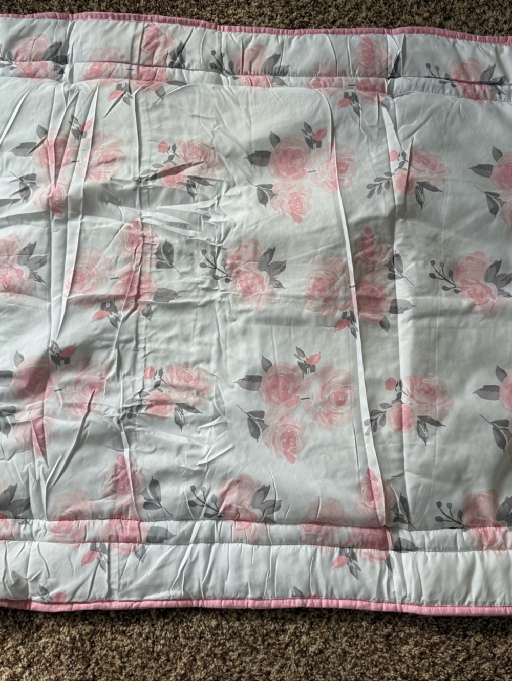 Quilted Floral Rose Crib Set in White and Pink